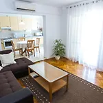With A Parking Space - 5773 Apartman