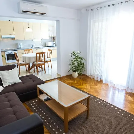 With A Parking Space - 5773 דירה