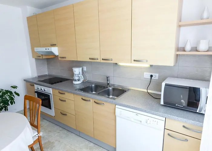 With A Parking Space - 5773 *